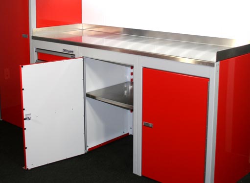 Moduline SportsmanII™ Base and Closet features